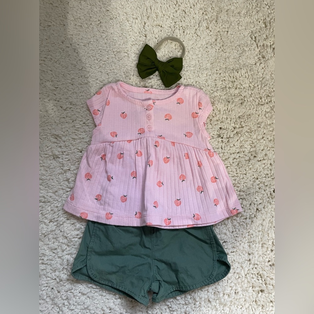 Peach Outfit